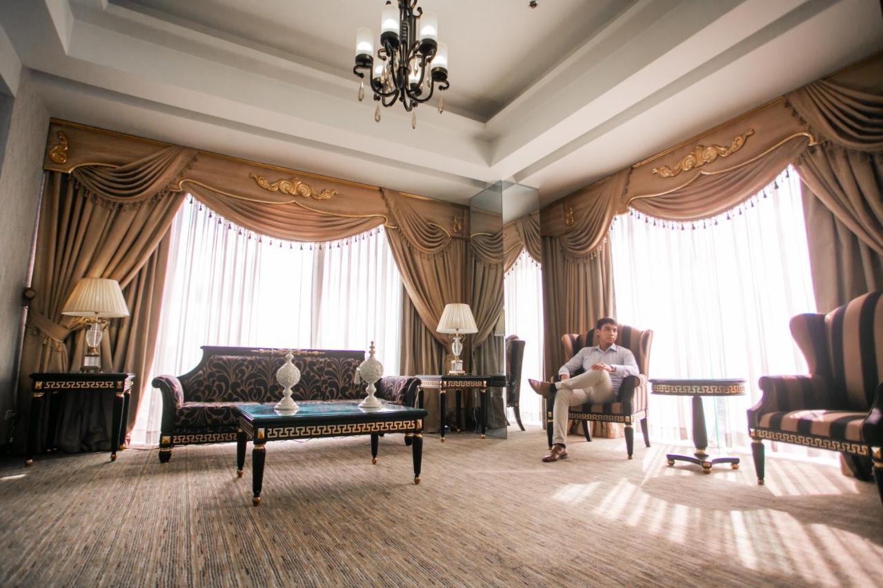 Luxent Hotel Quezon City Exterior foto