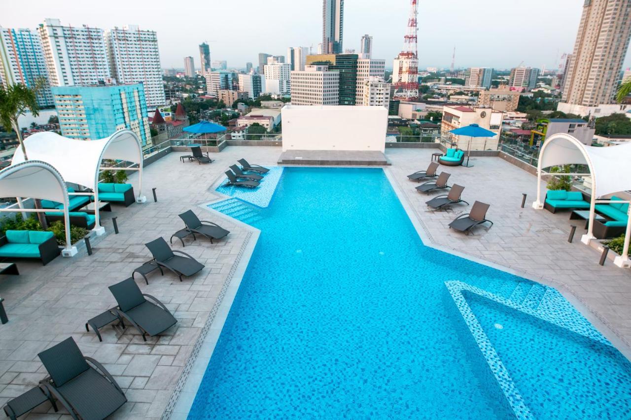 Luxent Hotel Quezon City Exterior foto